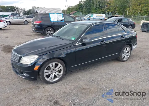 2011 Mercedes-Benz C 300 Luxury 4Matic/Sport 4Matic from USA, damaged, VIN WDDGF8BB6BR163170